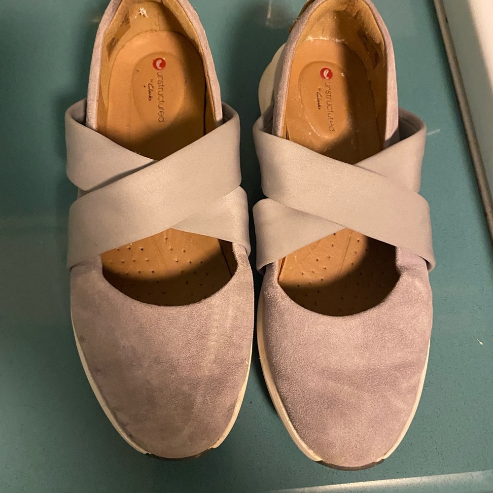 Clarks (unstructured) wedge flats